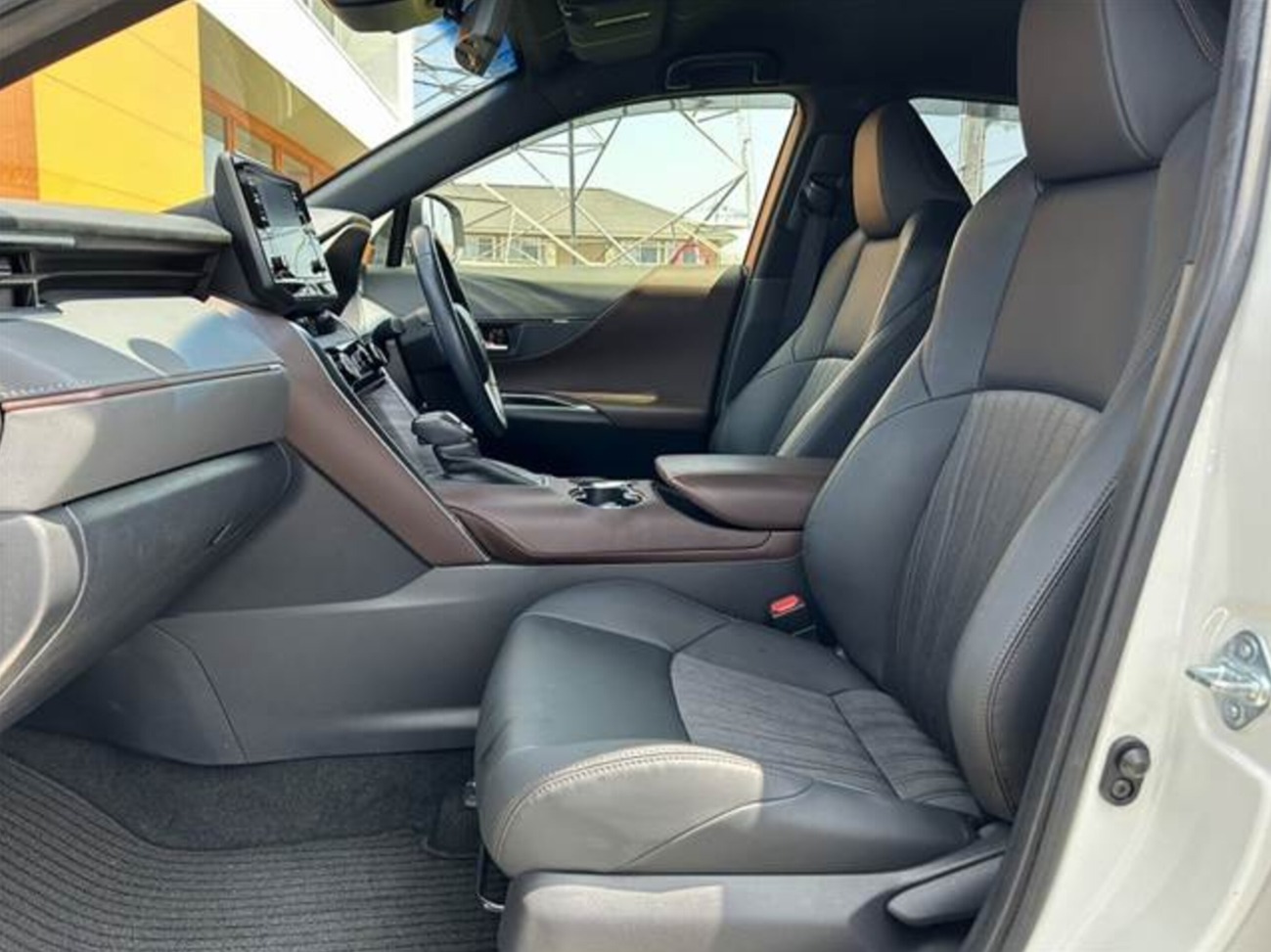 Interior view 2