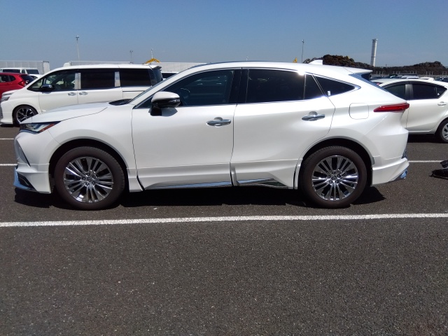 Exterior view 4